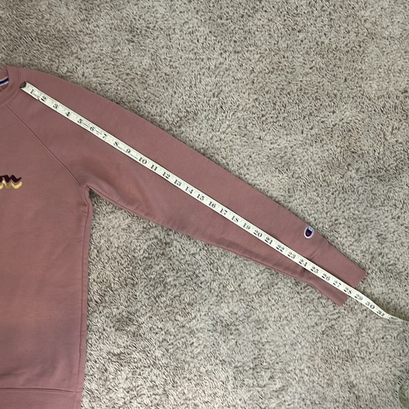 Champion women’s SM dusty rose sweatshirt w/burgundy lettering. Great condition - Picture 7 of 8